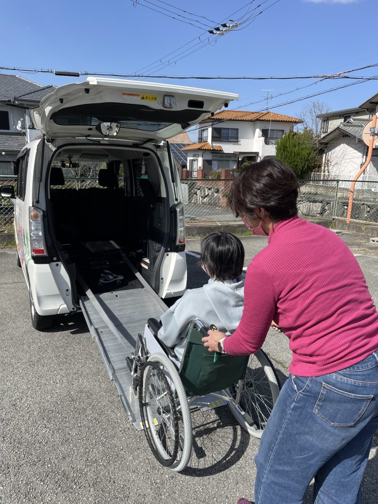 福祉有償運送運転（協力）者講習及びセダン等運転者講習を開催しました。